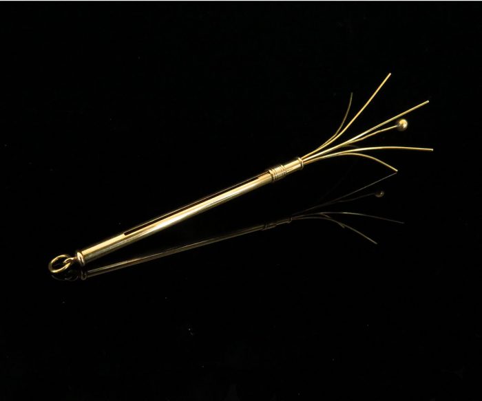 French 18K Gold Swizzle Stick Fob