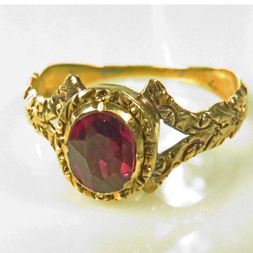 Early Victorian Gold Garnet Ring