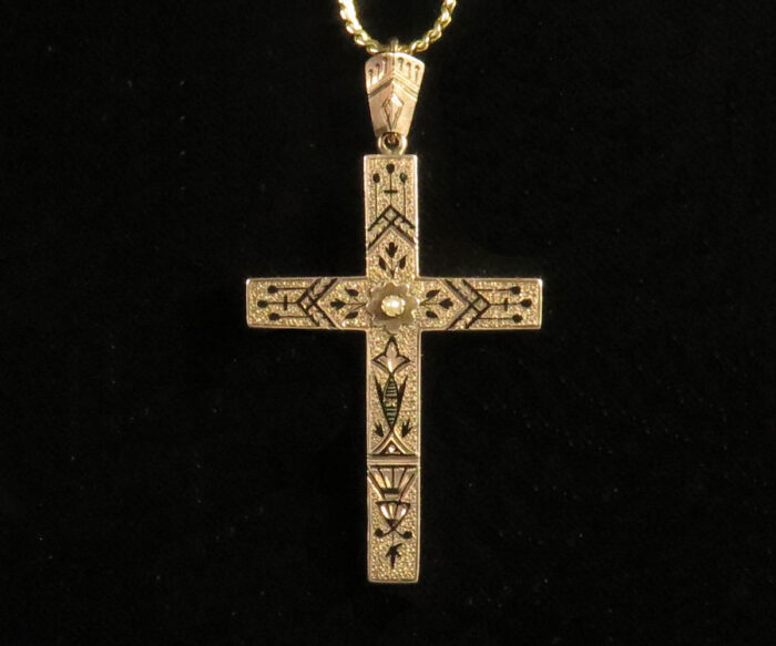 Victorian Gold Cross with Taille d'Eparne