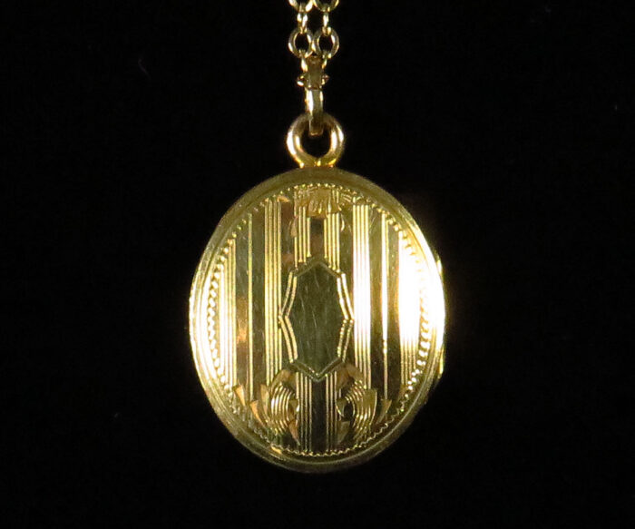 Vintage oval gold filled locket.